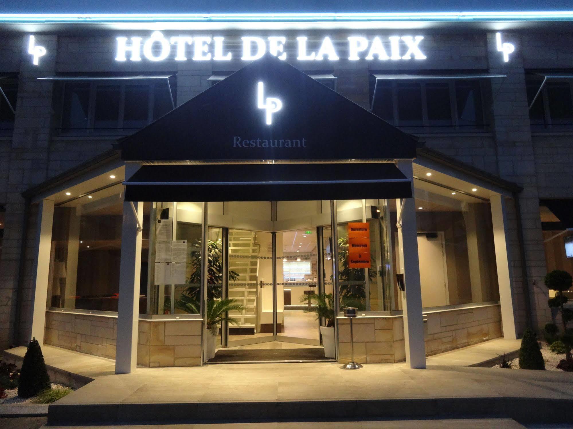 Hotel De La Paix Бапом Экстерьер фото